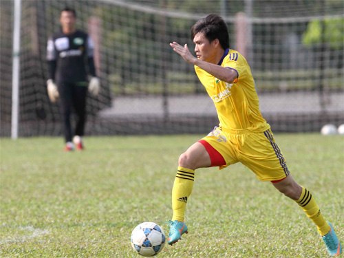 Công Vinh chơi tốt trong tháng 7 nhưng Samson còn chơi hay hơn.
